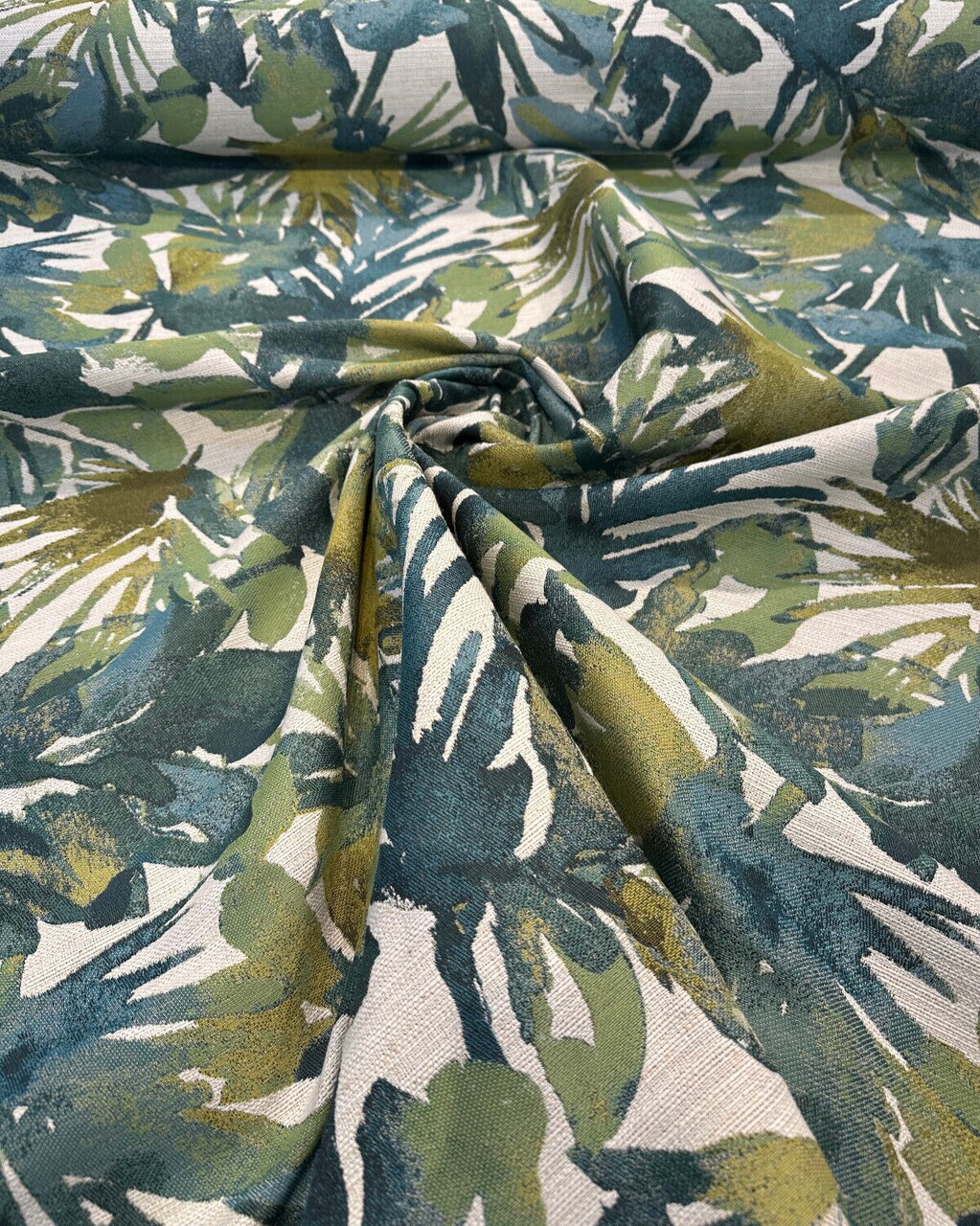 1 Yard Swavelle Tropicalize Jungle Green Tapestry Chenille Upholstery Fabric 57 Inch Width 100% Polyester